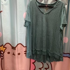 ❌SOLD❌PLUS! Distressed Green V-Neck T-Shirt